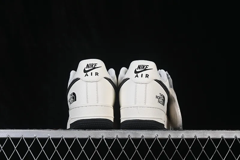 All Categories Nk Air Force 1 Air Force Series Nk Air Force 1 Low Air Force Low Nike Air Force 1'07 Low Minimalist Contrast Color Air Force One Low Casual Shoes MM3399-821